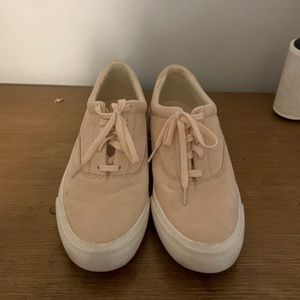 Like new Light Pink Keds